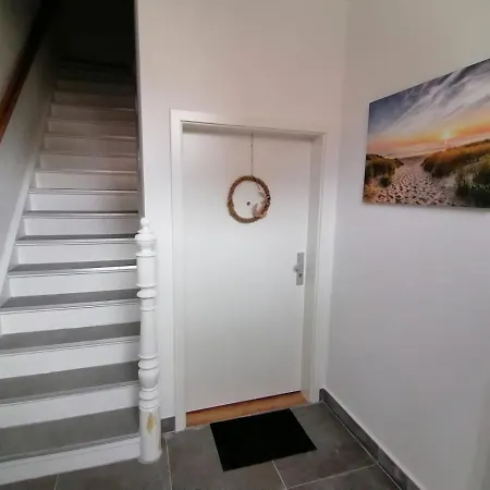 Kernsanierte Ferienwohnung!! * Jever